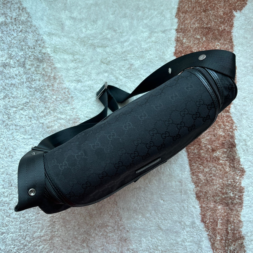 G-ucci Wickeltasche GG Supreme