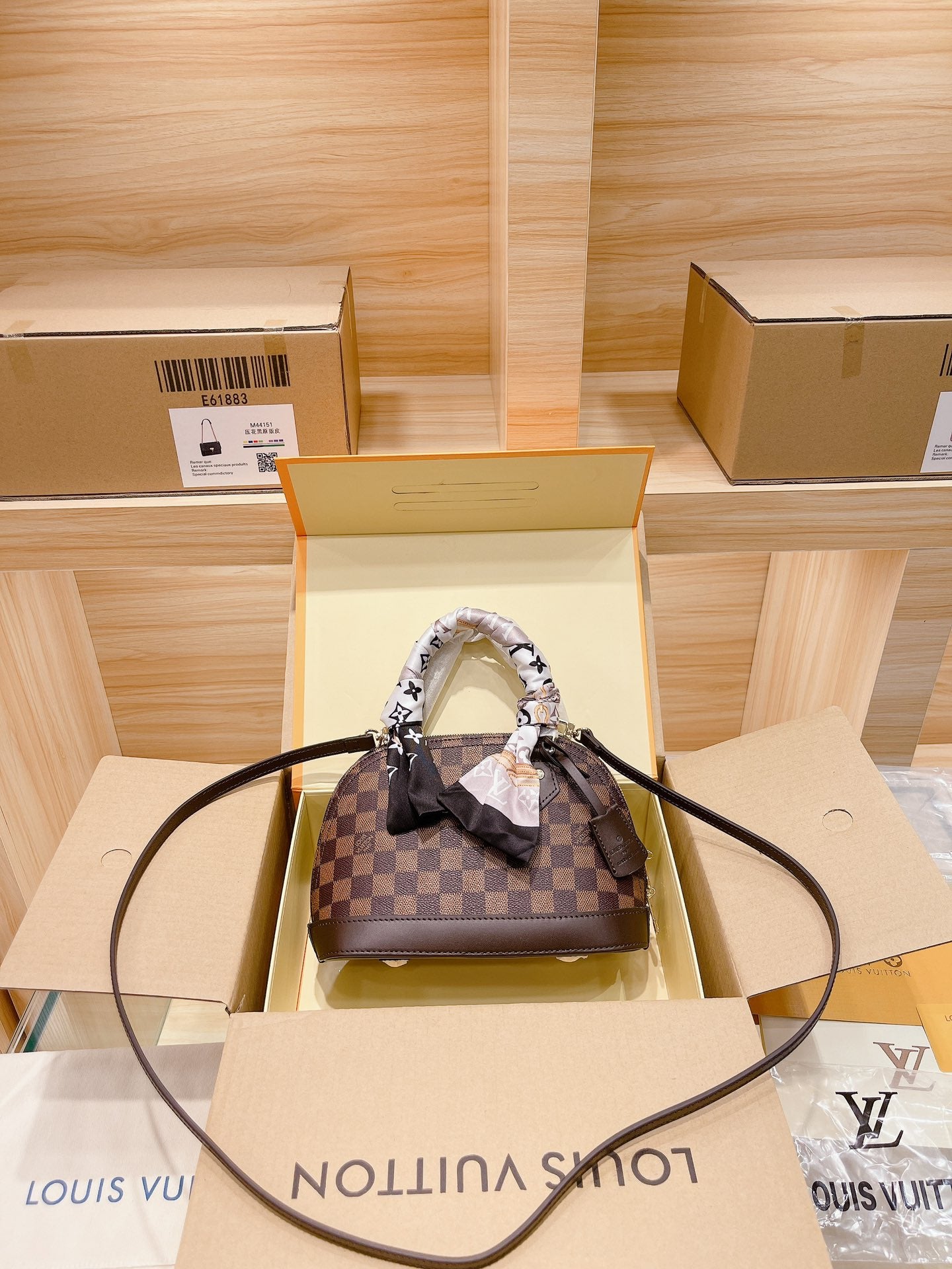 LV Alma BB Damier Ebene – Marken Outlet1