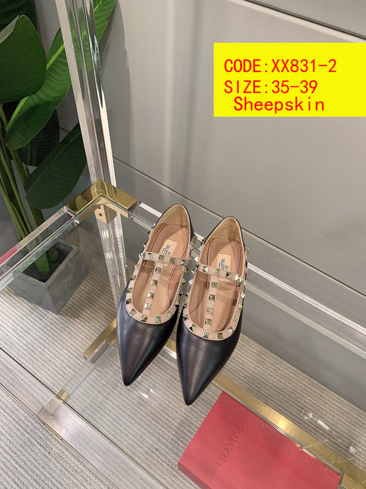 V-alentino Ballerina Rockstud