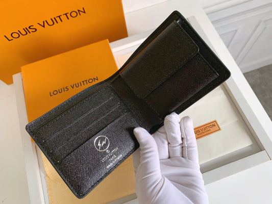 LV Wallet Men Compact Wallet