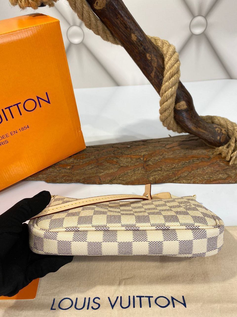 L-V Pochette Accessoires