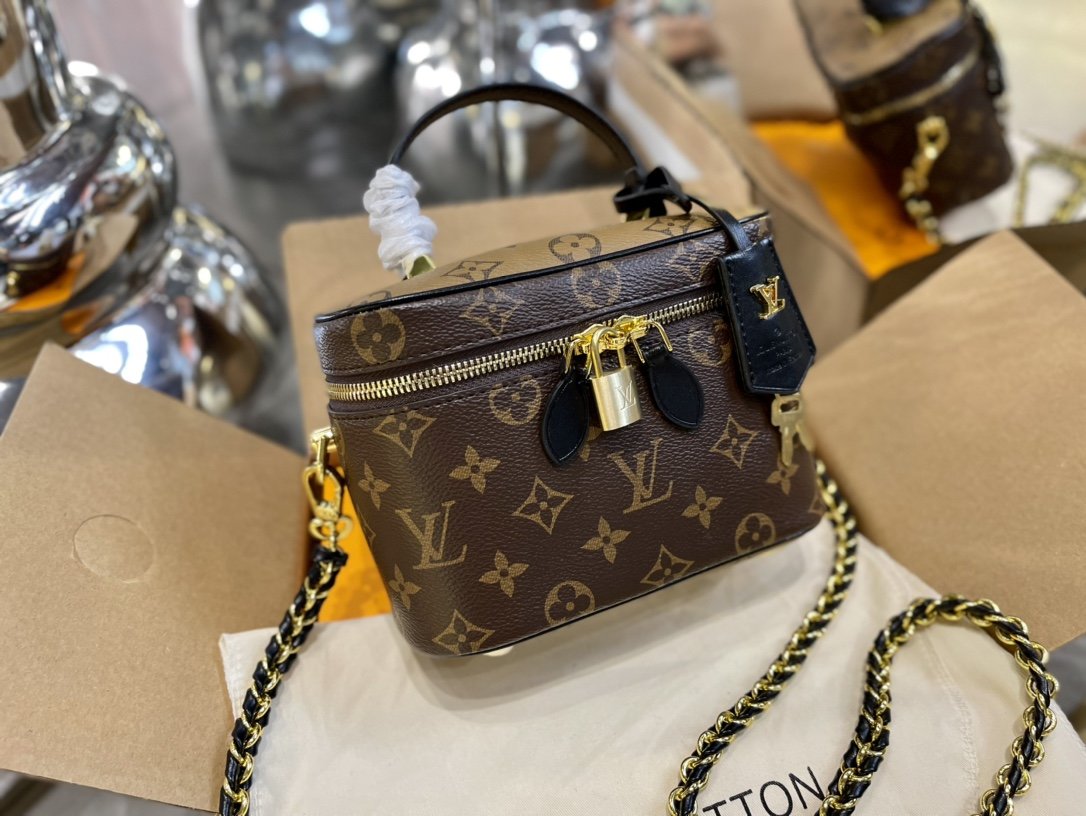 LV Vanity PM