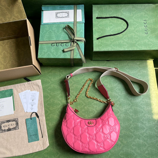 G-ucci Schultertasche aus GG Matelassé-Leder