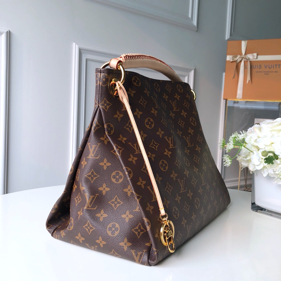 LV Artsy MM monogram