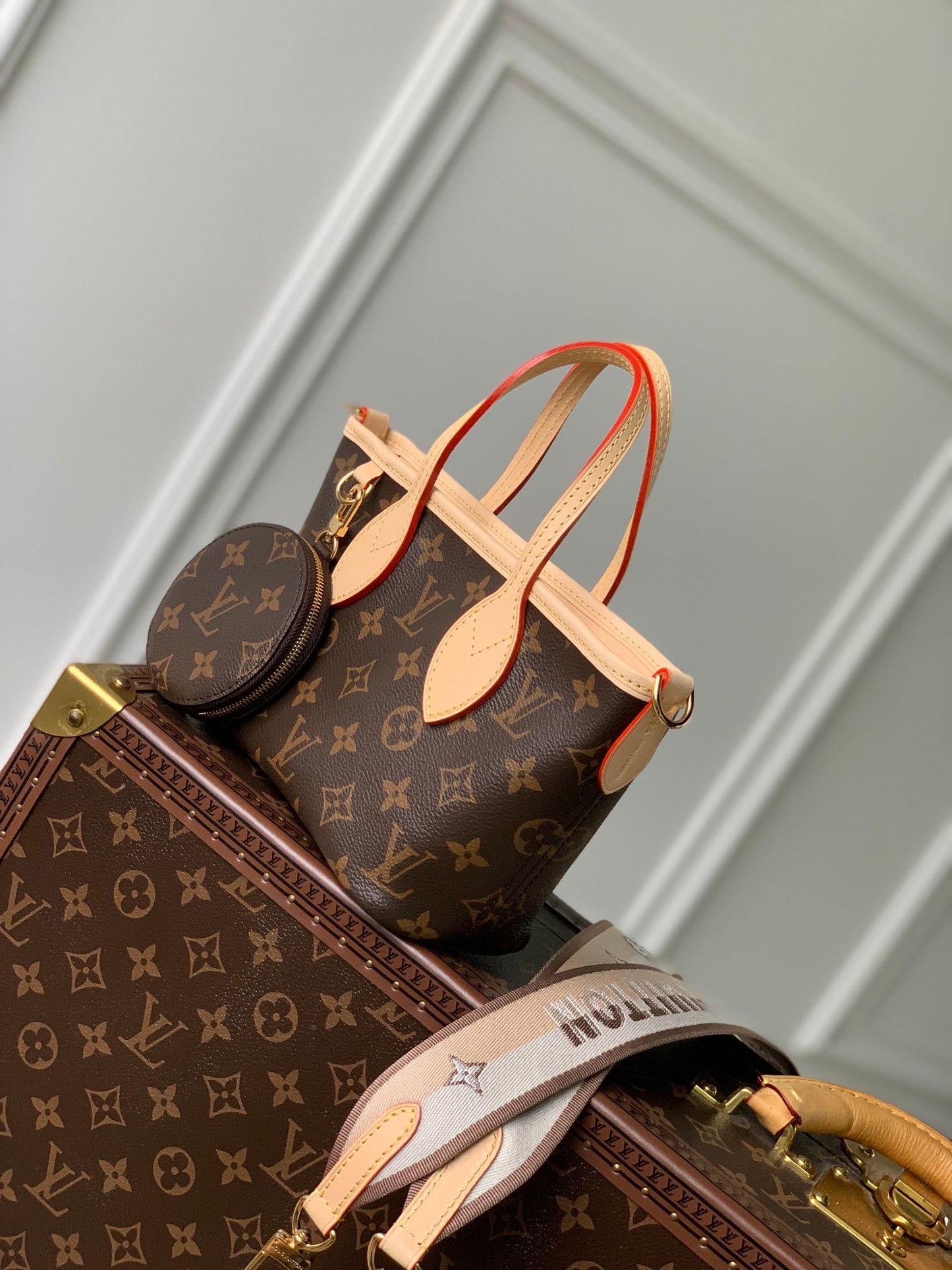 L-V Neverfull BB