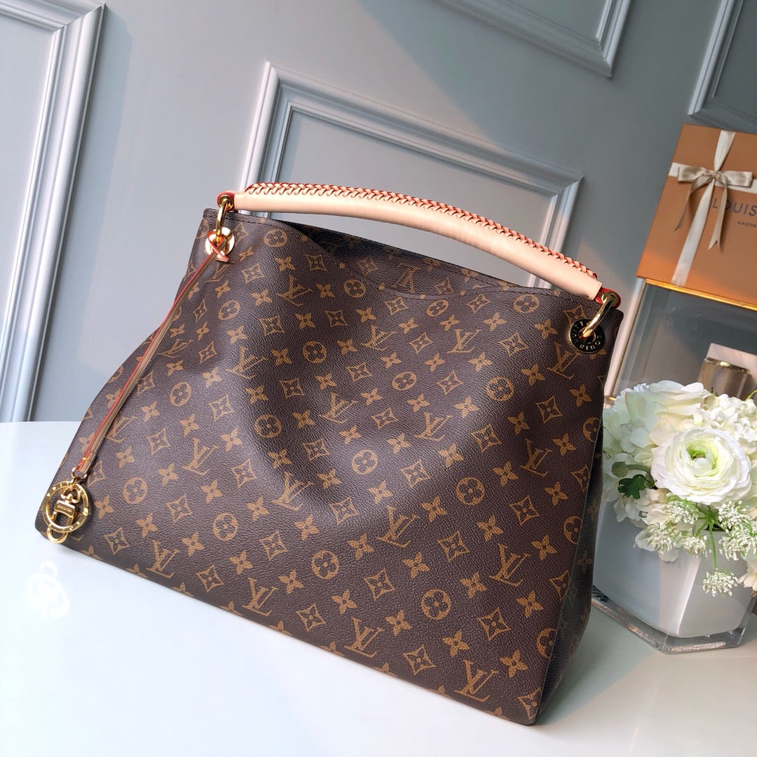 LV Artsy MM monogram