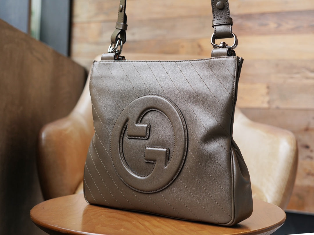 G-ucci Blondie Tote