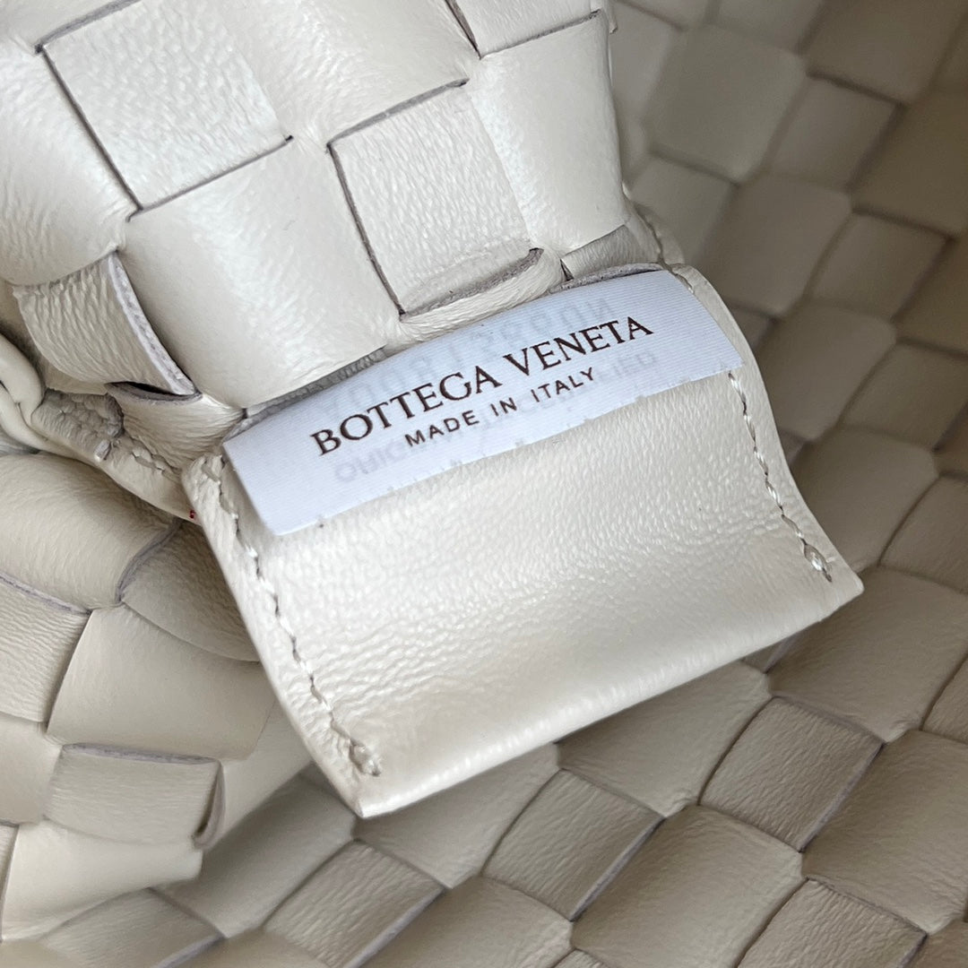 B-ottega Veneta Sardine Bag