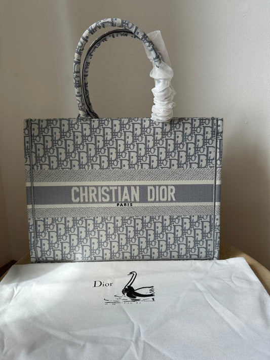 D-ior Book Tote
