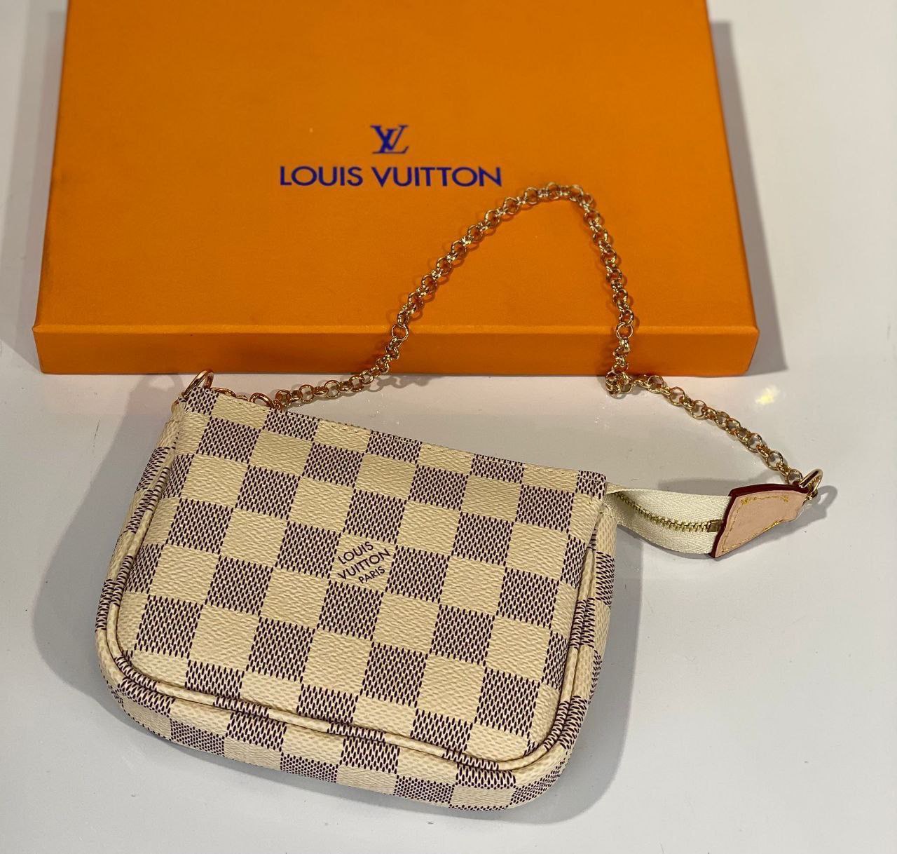 LV Pochette accessories