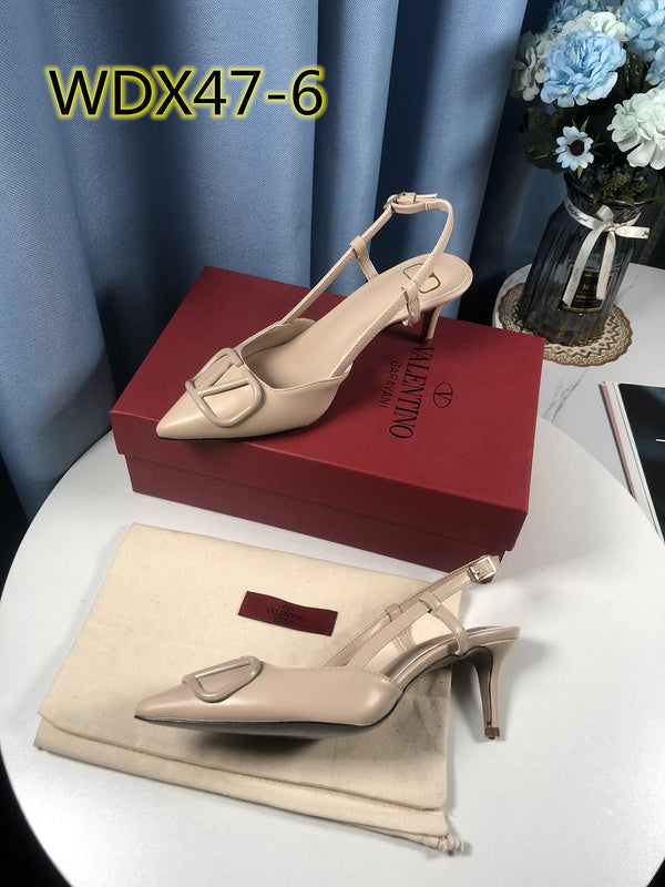 V-alentino Heels