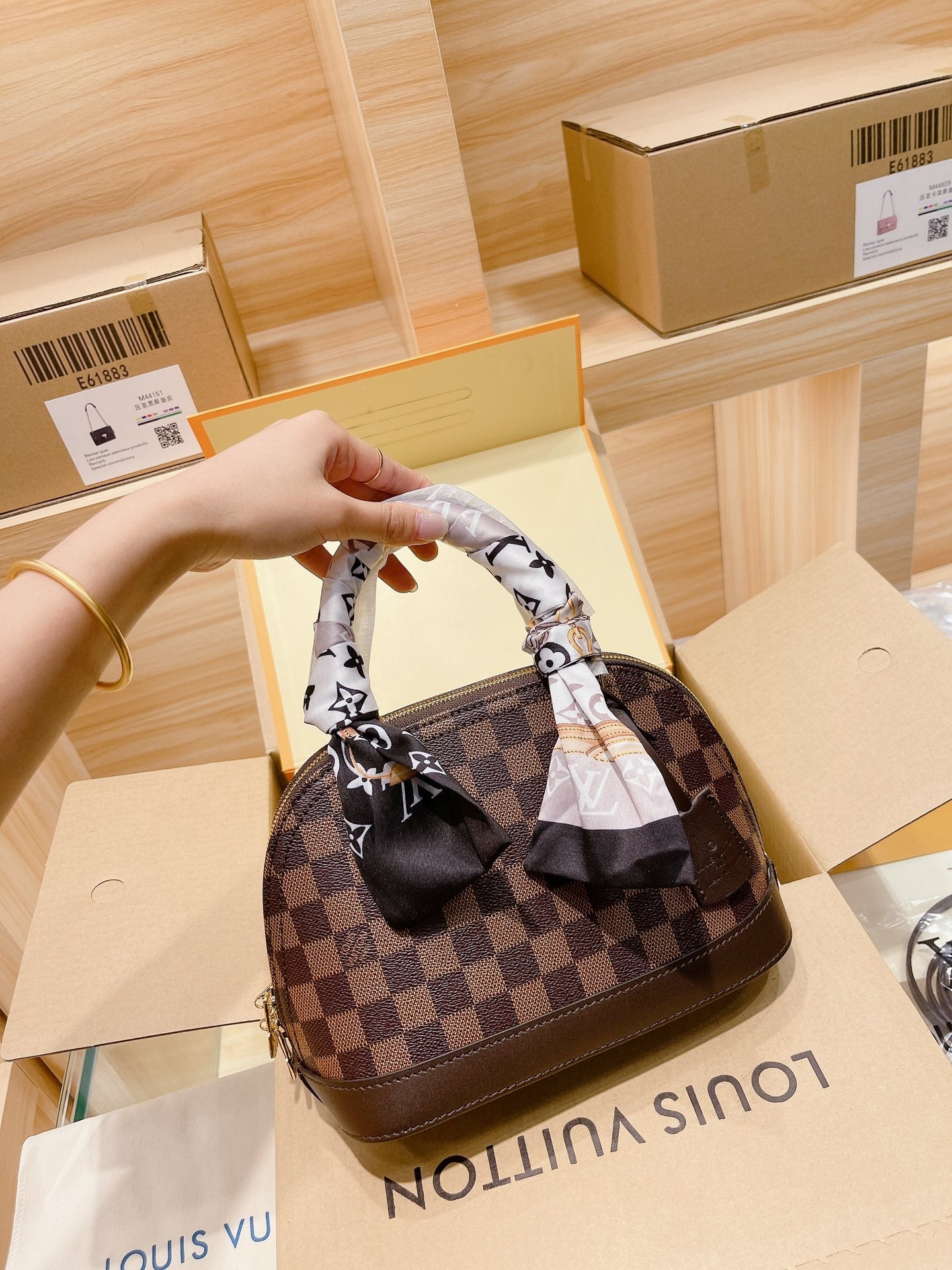 LV Alma BB Damier Ebene