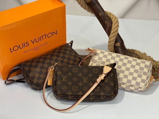 L-V Pochette Accessoires