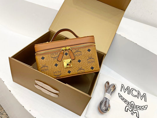 M-CM Rockstar Vanity Case